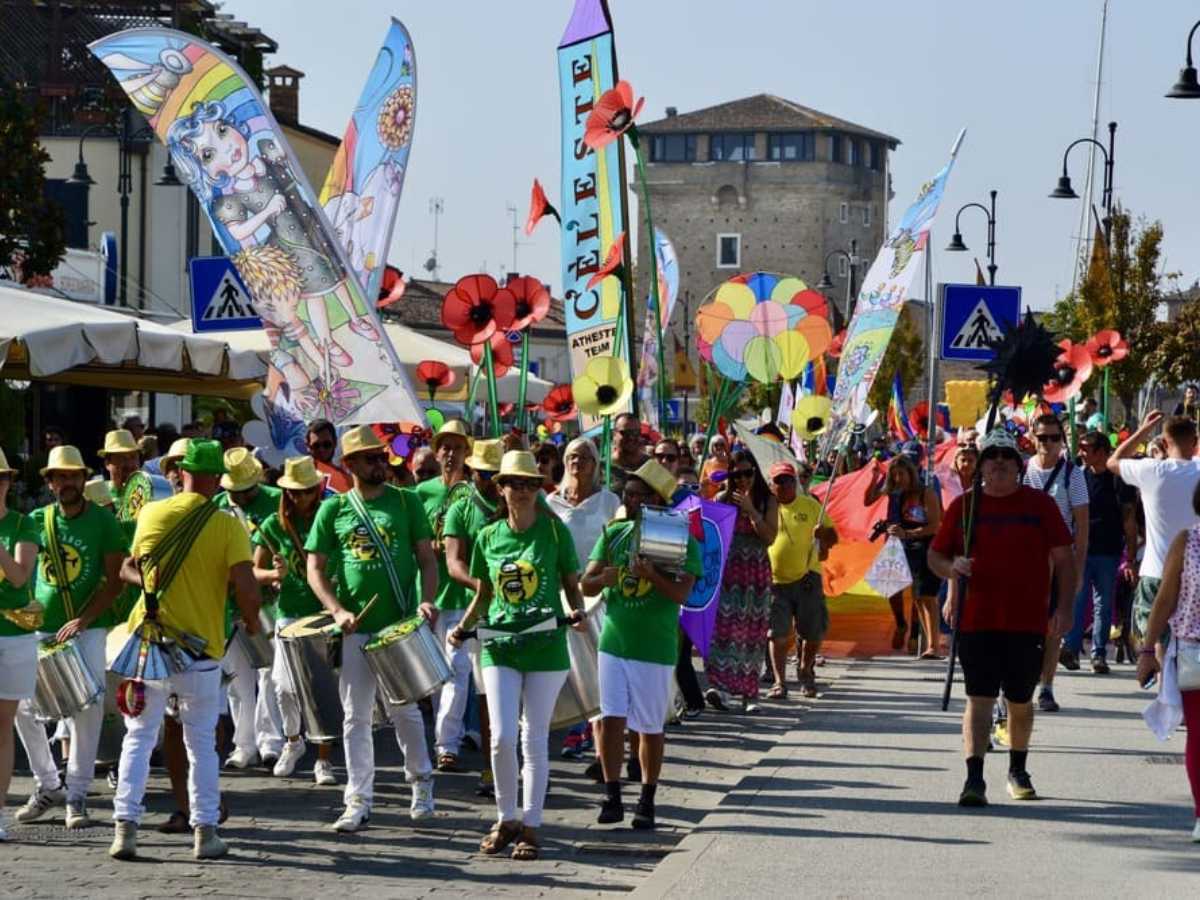 parata per la pace festival aquiloni cervia