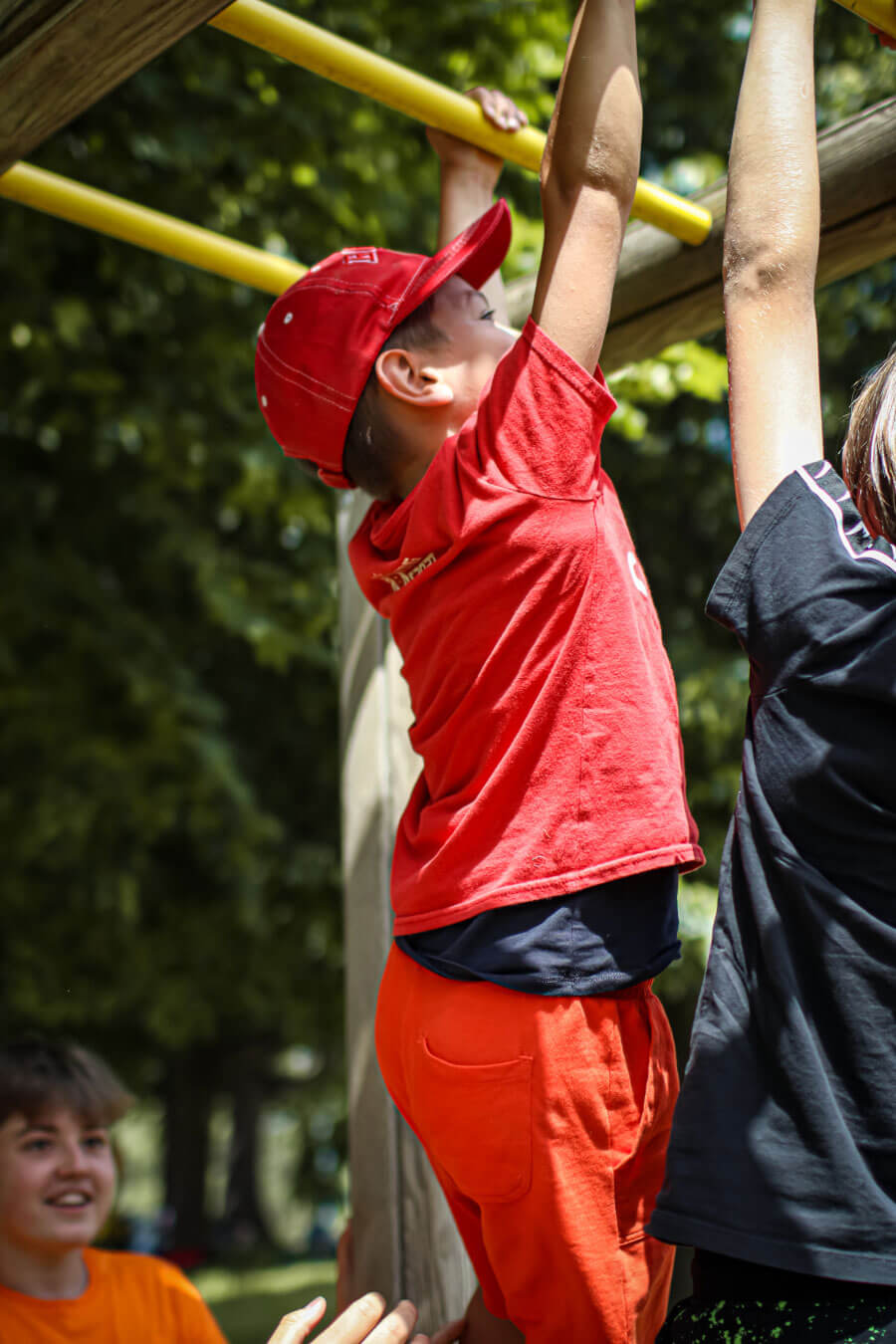 attrezzi sportivi ragazzi