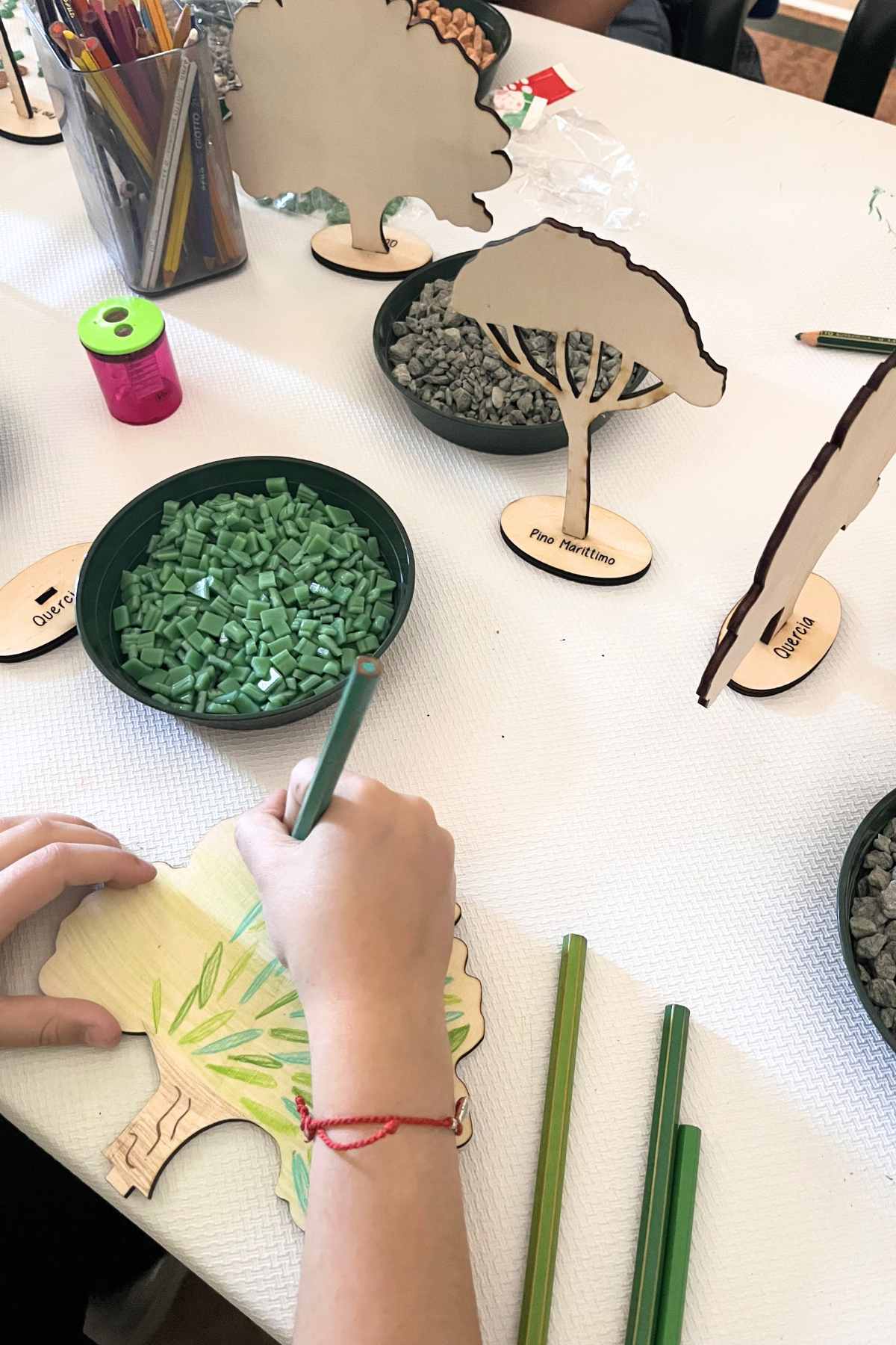 laboratorio di mosaico per bambini all'open day terme bimbo di Riolo