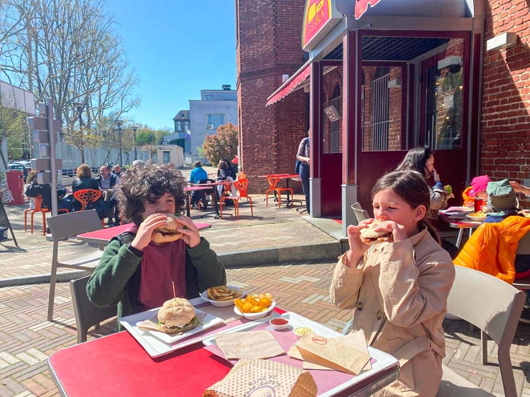bambini al ristorante a Torino