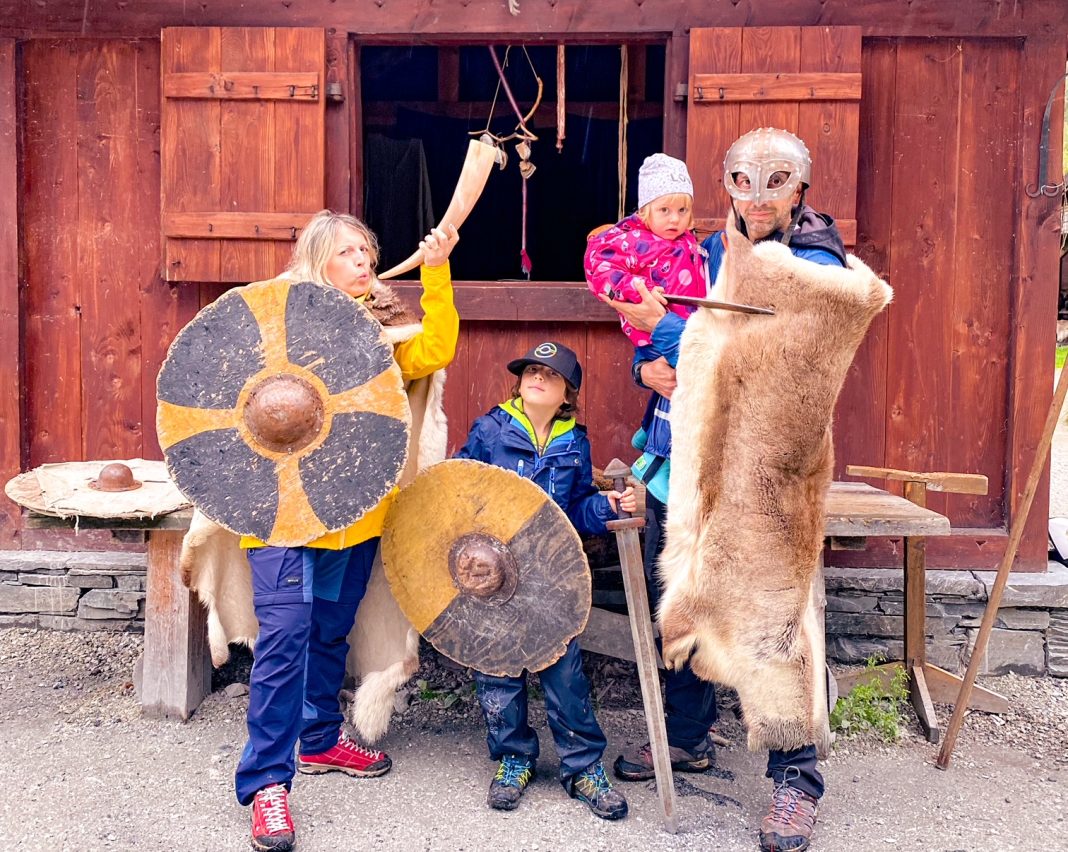 famiglia museo vichinghi Norvegia