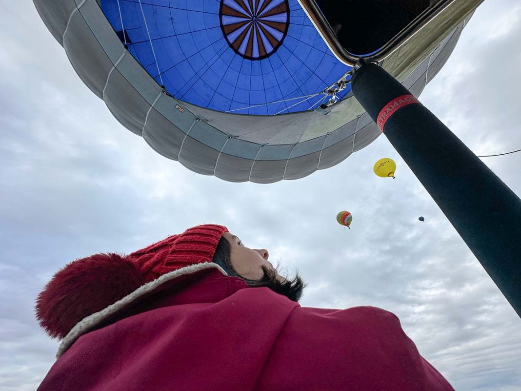 mongolfiera Mondovì, bambina
