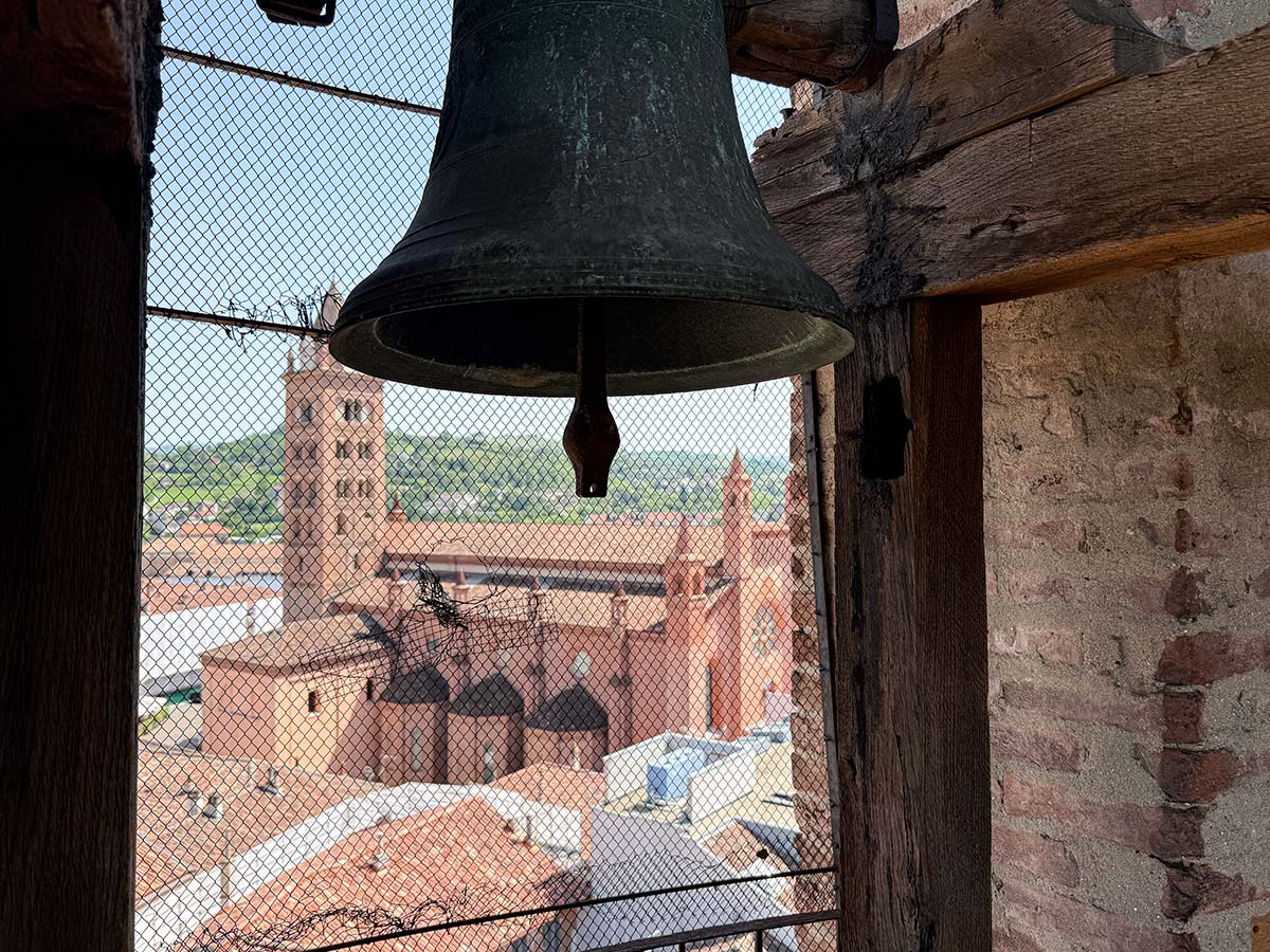 Torre campanaria Alba