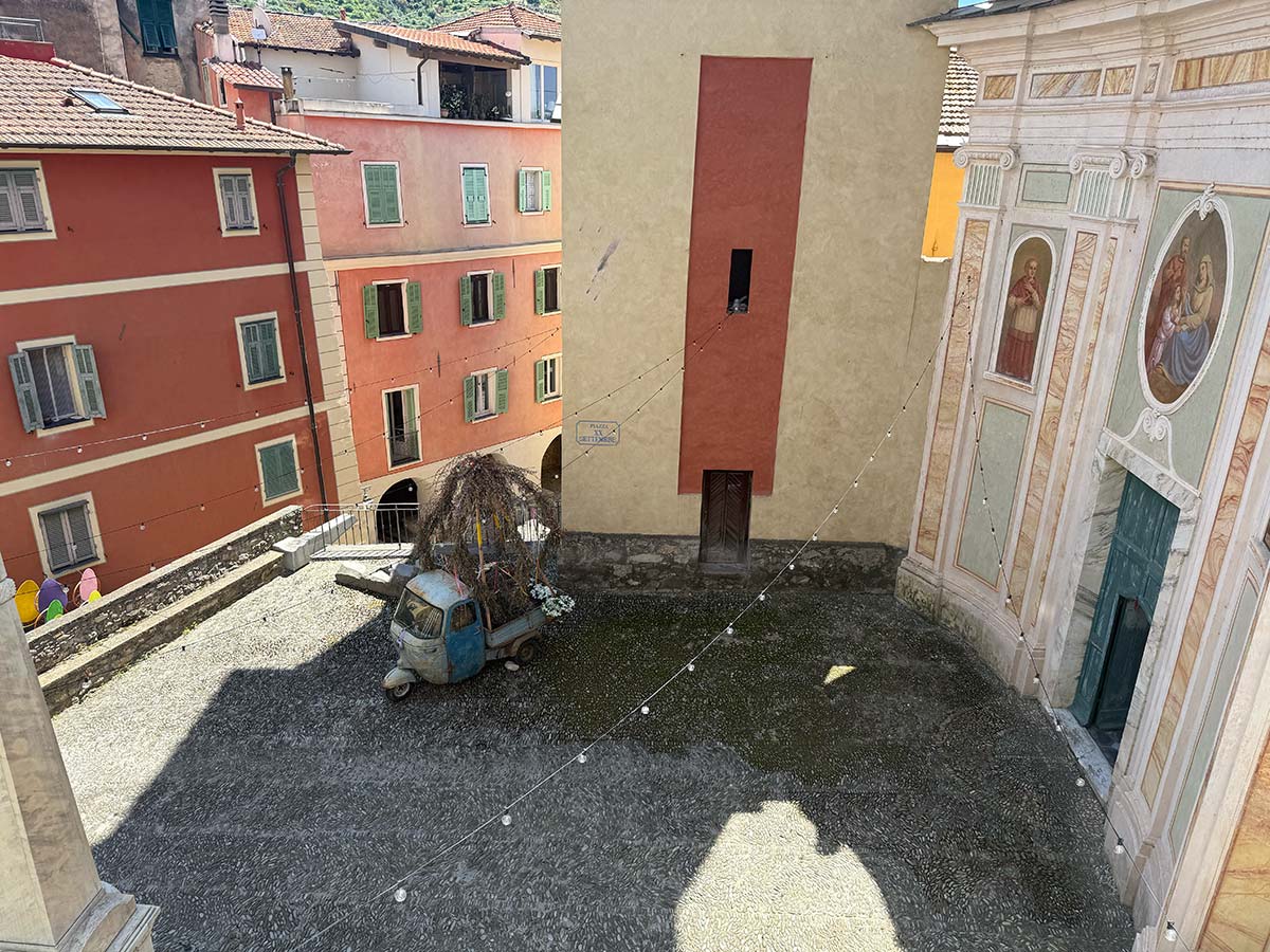 Vallebona Apecar in piazza