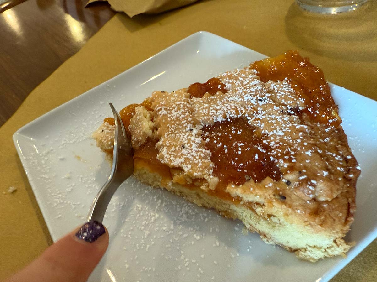 crostata albicocche lavanda
