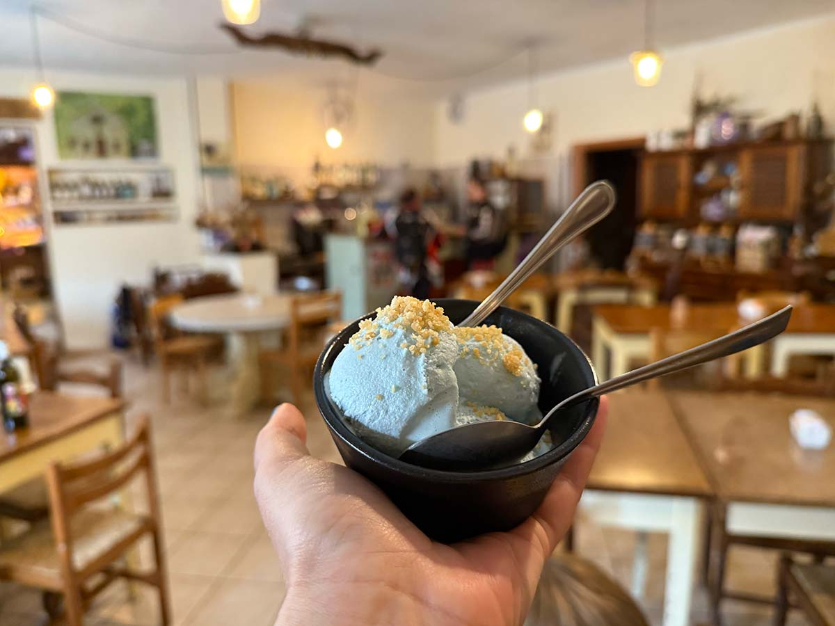 Gelato alla lavanda