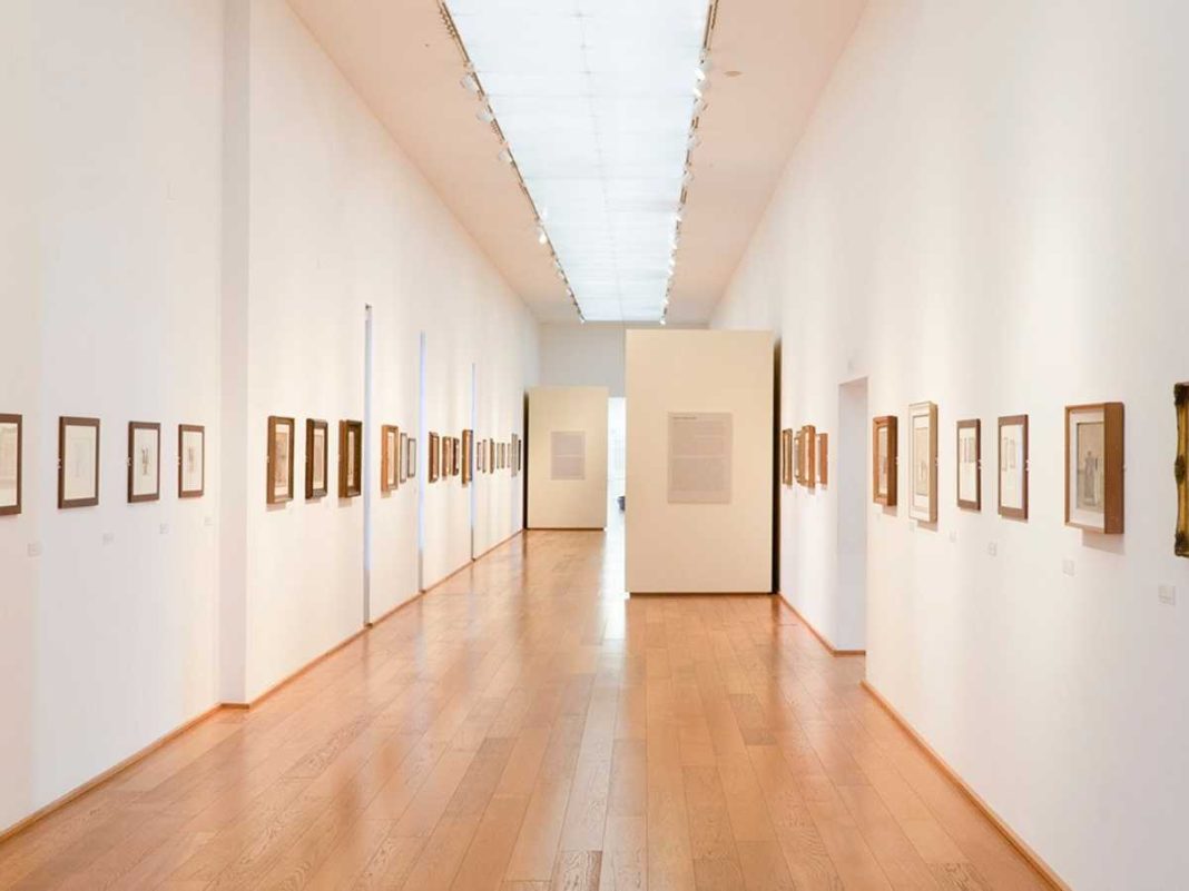 Galleria con quadri MAMbo Bologna