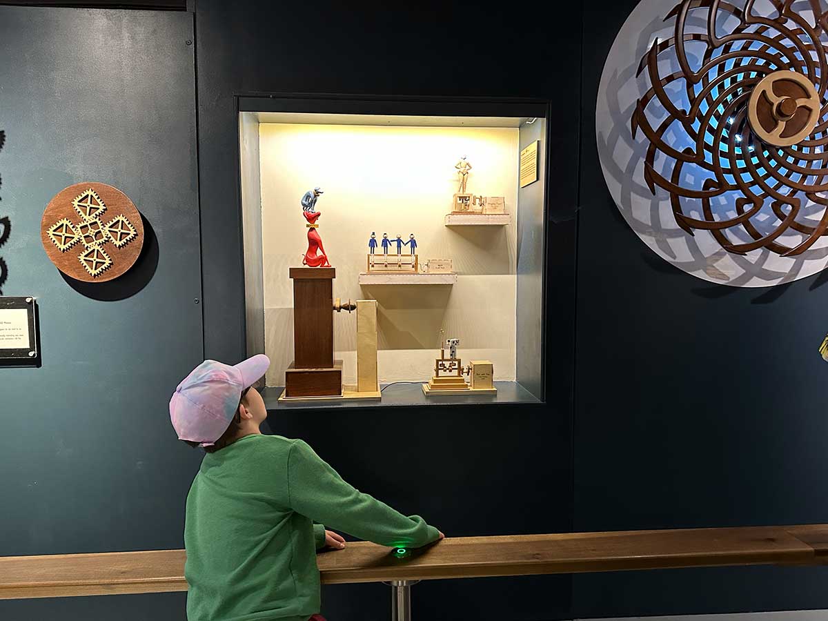 bambino al Mad Museum Stratford upon Avon