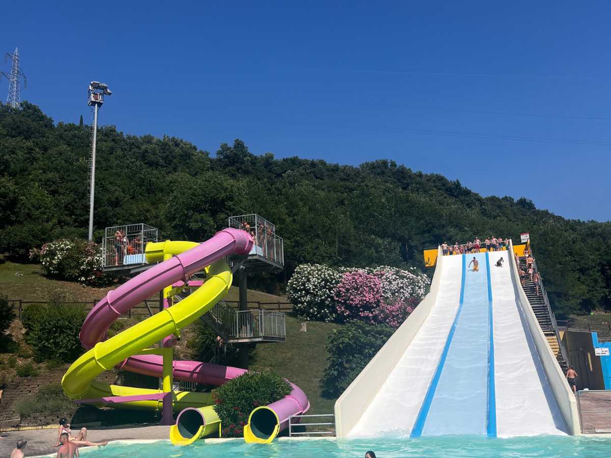 scivoli al parco acquatico rio valli