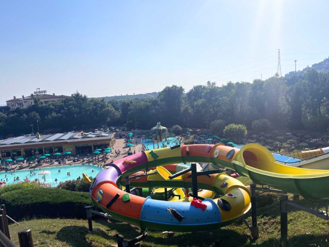 scivolo candy shop al parco acquatico rio valli