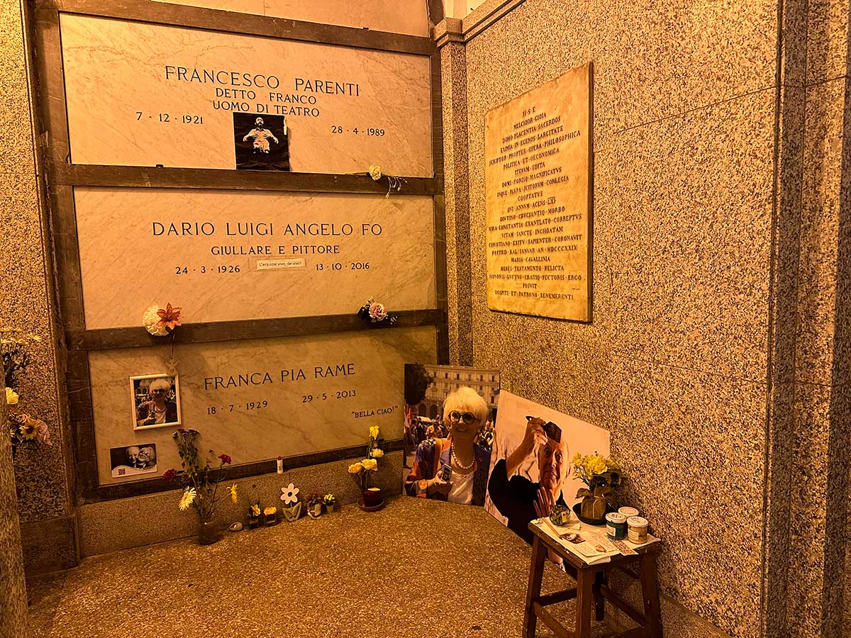 Cimitero Monumentale Milano tomba dario fo e franca Rame