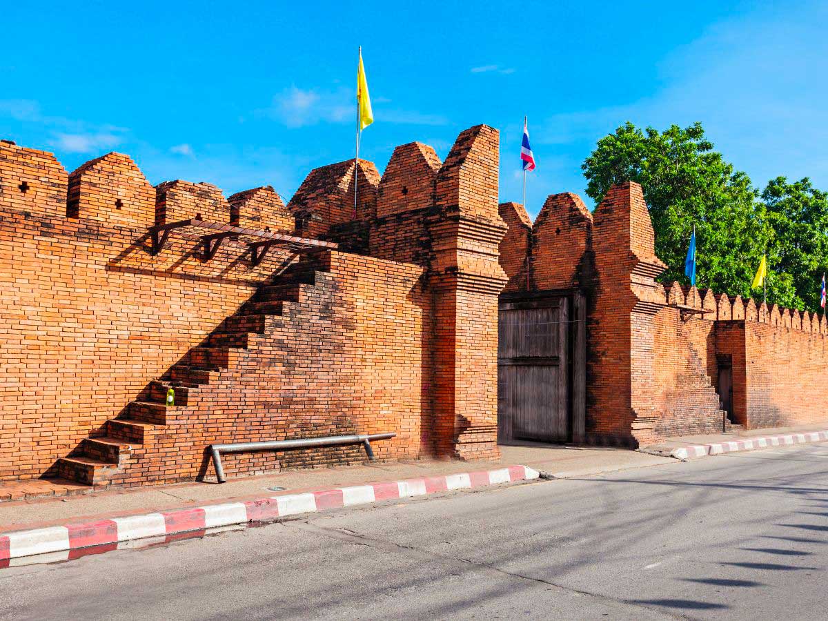 Tha Phae Gate