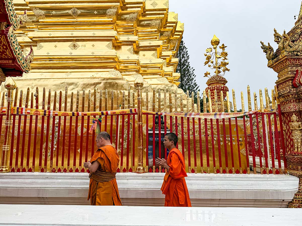 monaci al Wat Phra That Doi Suthep