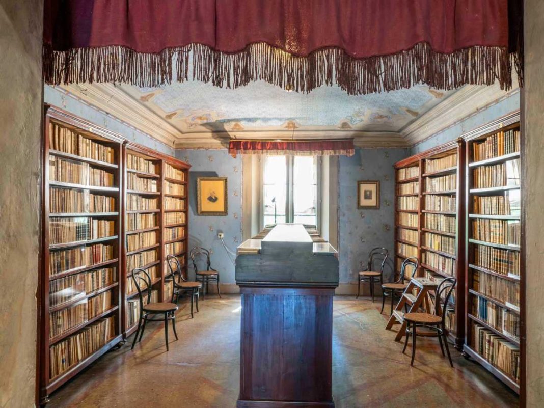 interno museo Carducci Bologna