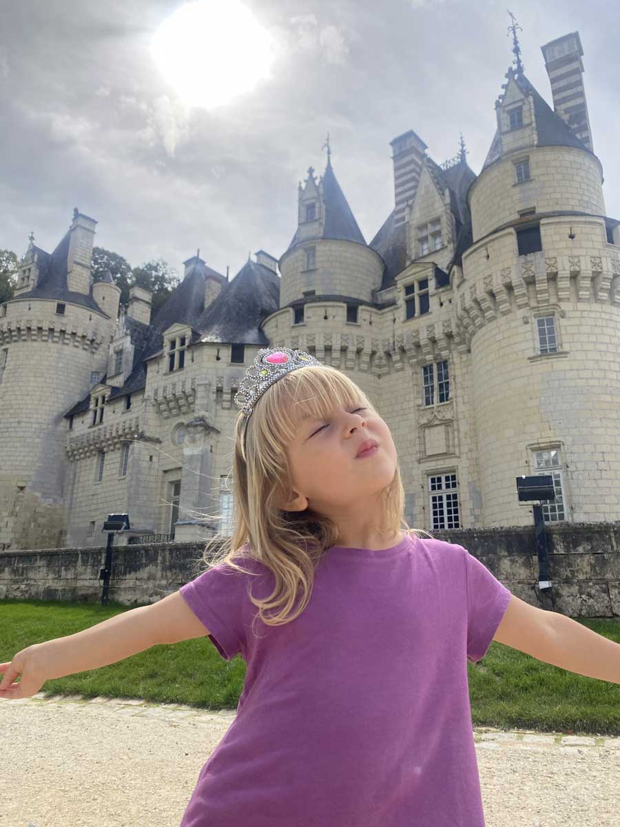 bambina castello loira ussè
