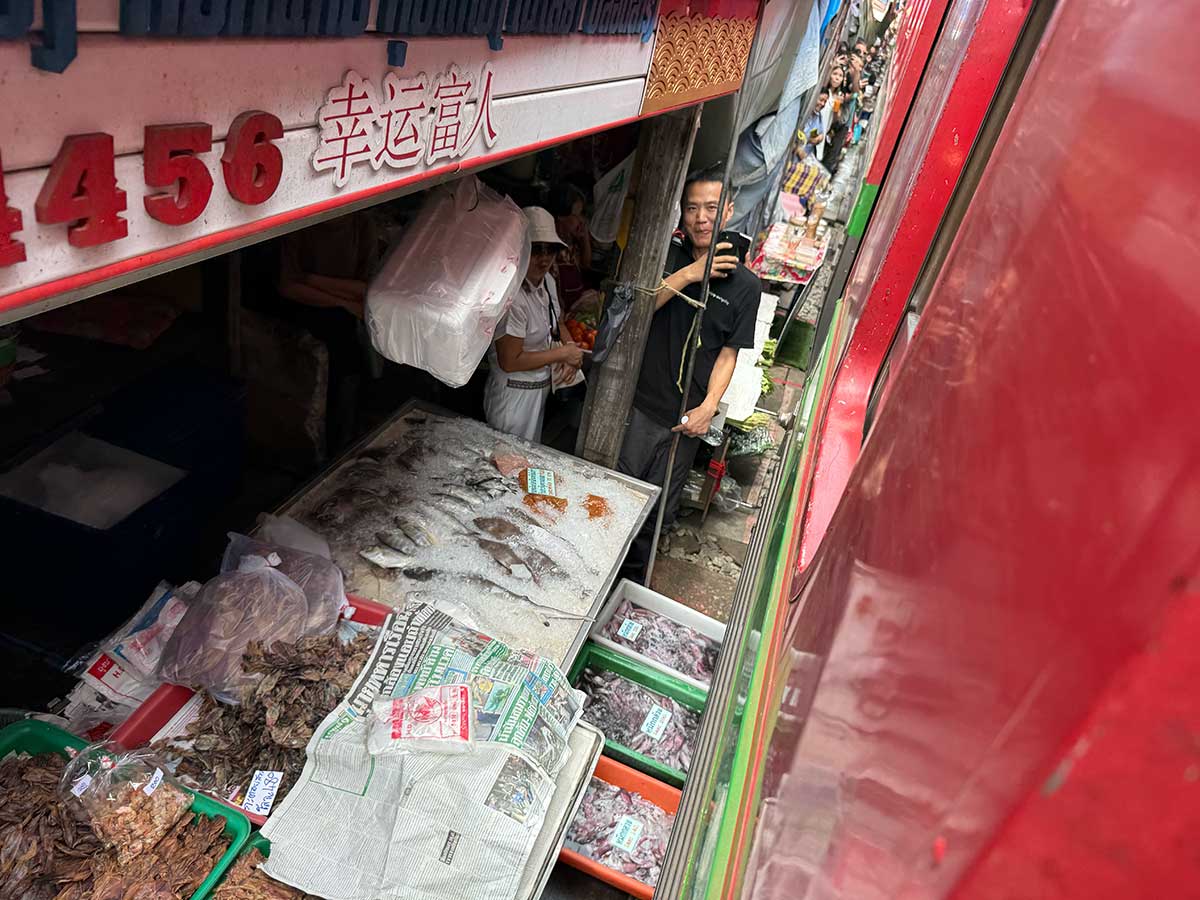 Maeklong Railway Market