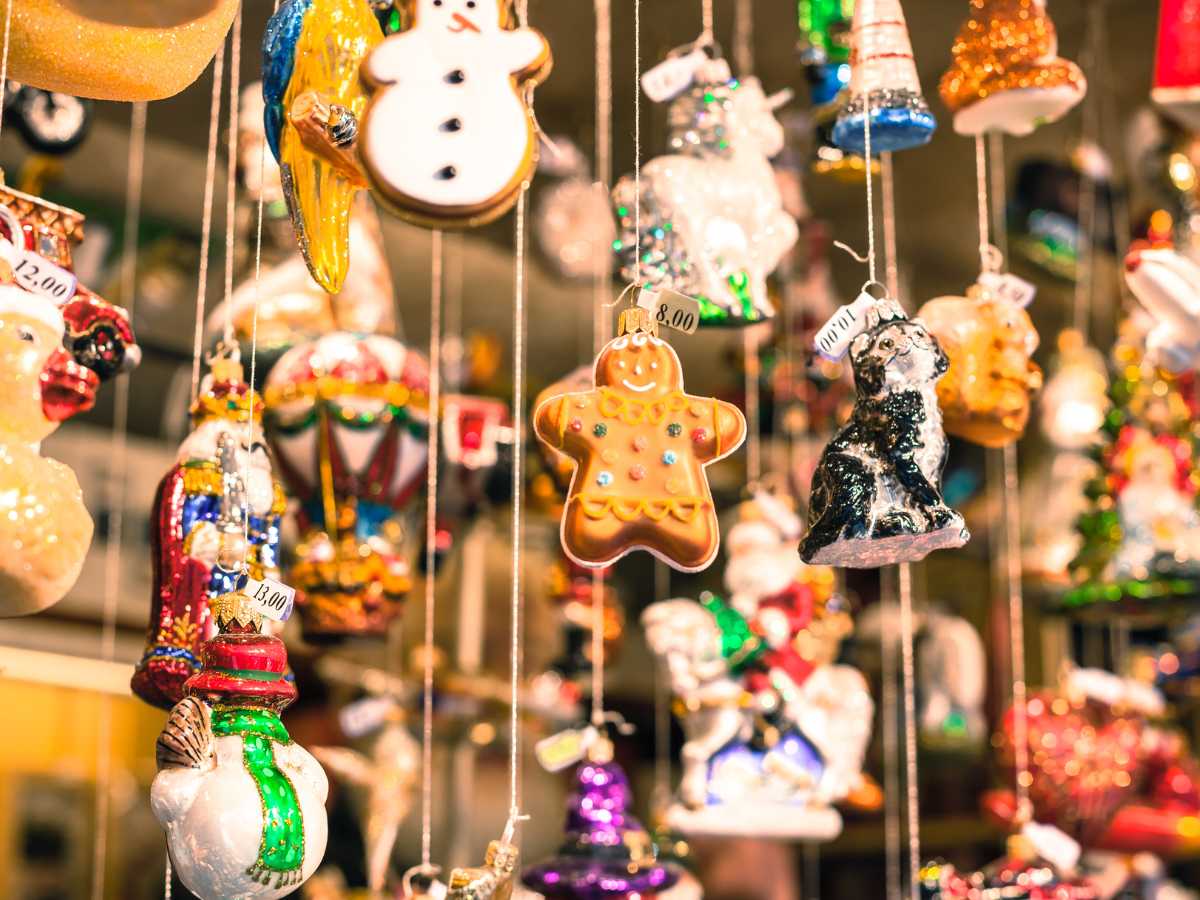 decorazioni natalizie nei mercatini di natale