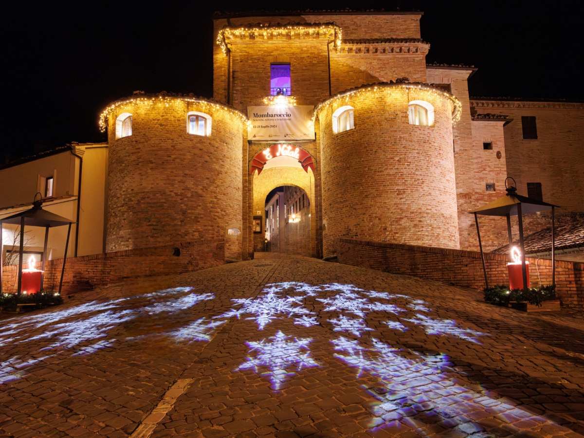 ingresso mura natale a mombaroccio