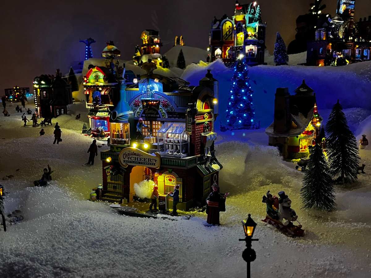 villaggio montano a natale a mombaroccio