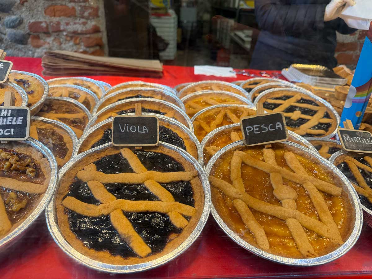 Crostate al mercatino di Borgo di Natale Ricetto di Candelo