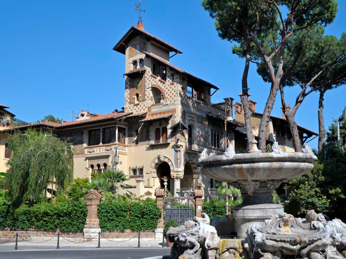 Roma: quartiere Coppedè