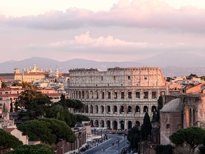 dove dormire a roma con bambini: il Colosseo