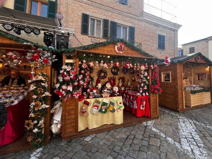 mercatini di natale a Mombaroccio a Natale, nelle Marche