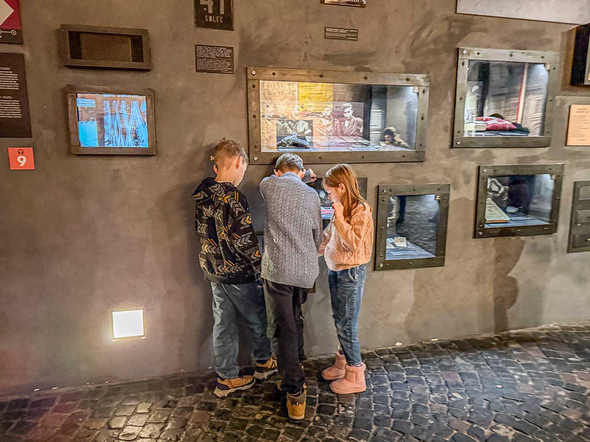 Museo dell'Insurrezione di Varsavia con i bambini