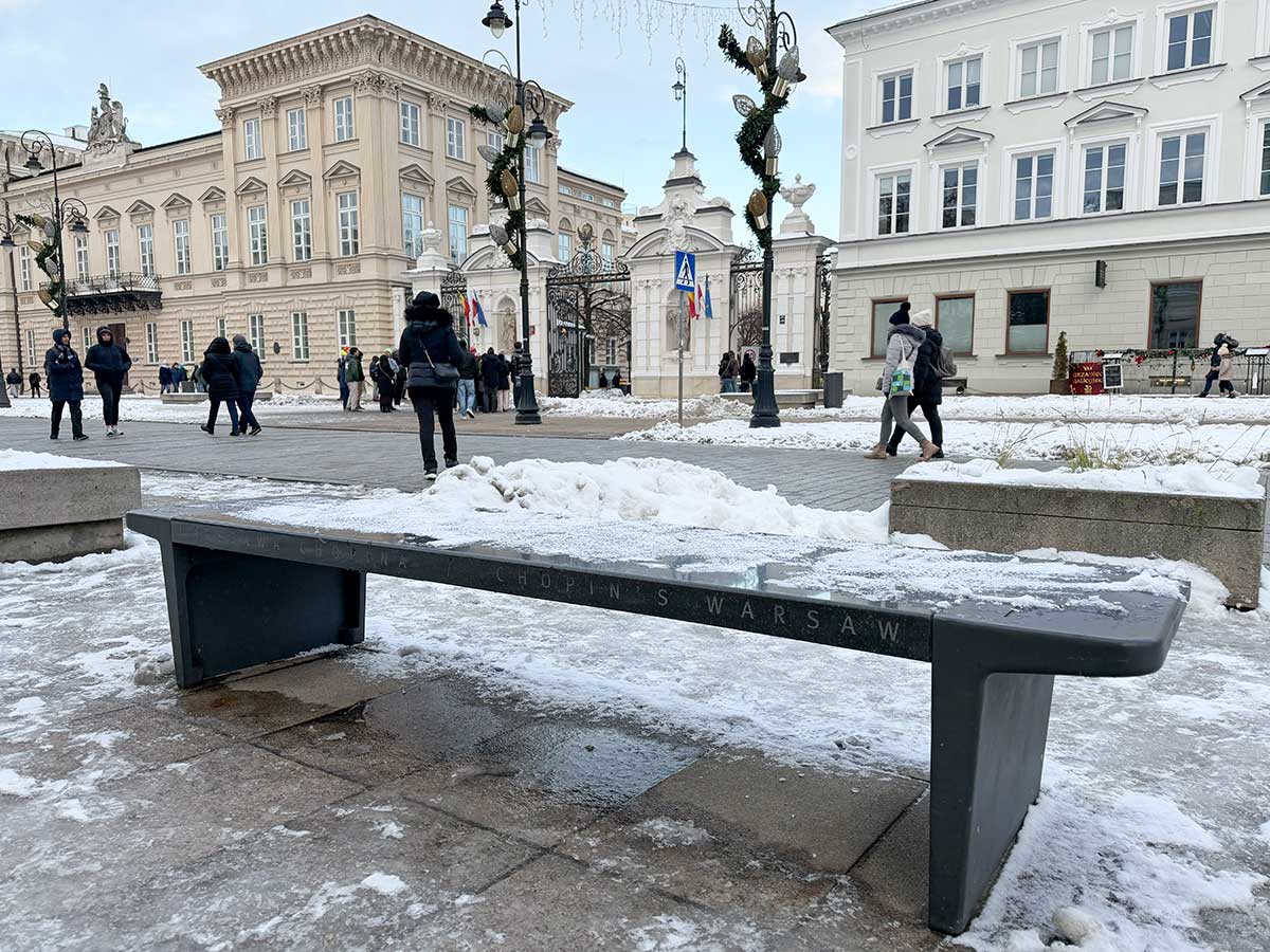 Varsavia con i bambini panchina sonora