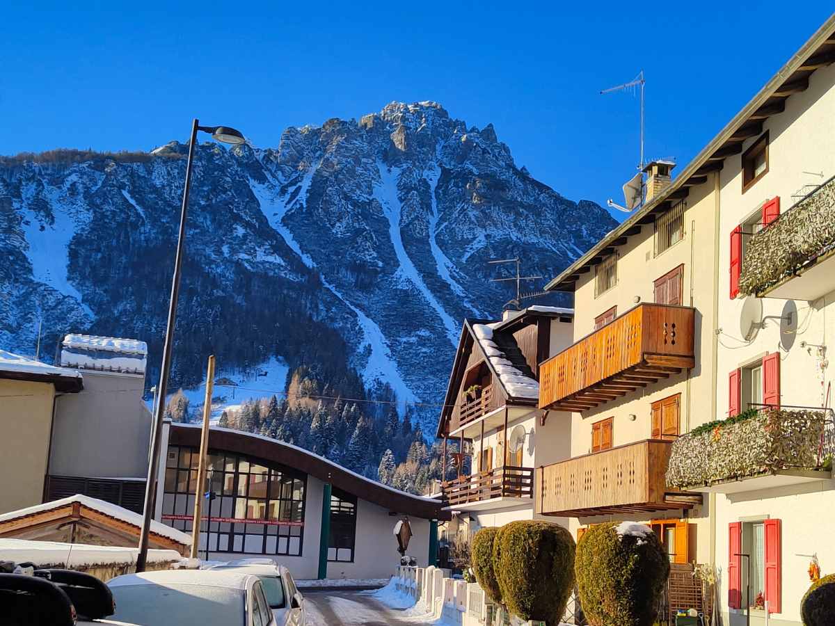 forni di sopra dove dormire con bambini hotel o appartamento