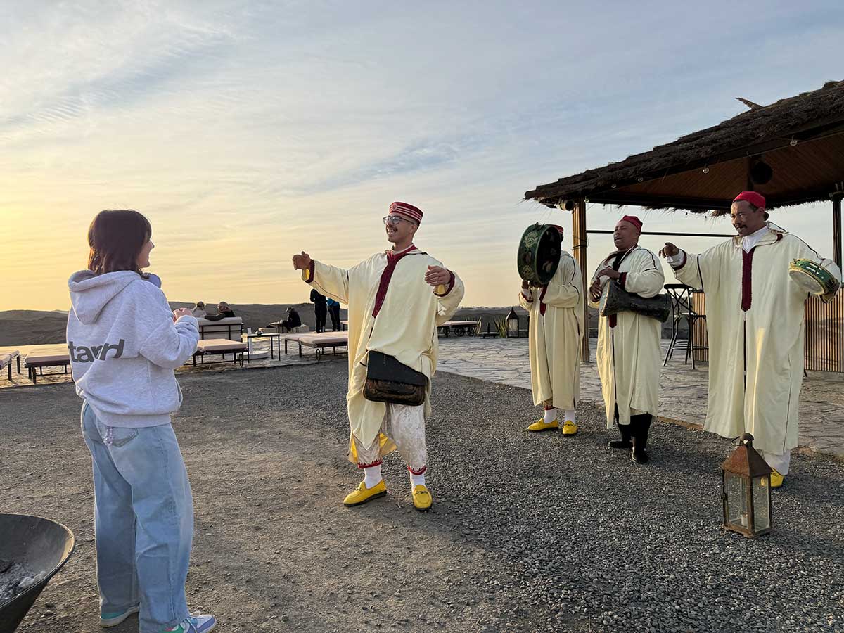 White Camel deserto di Agafay: musica berbera