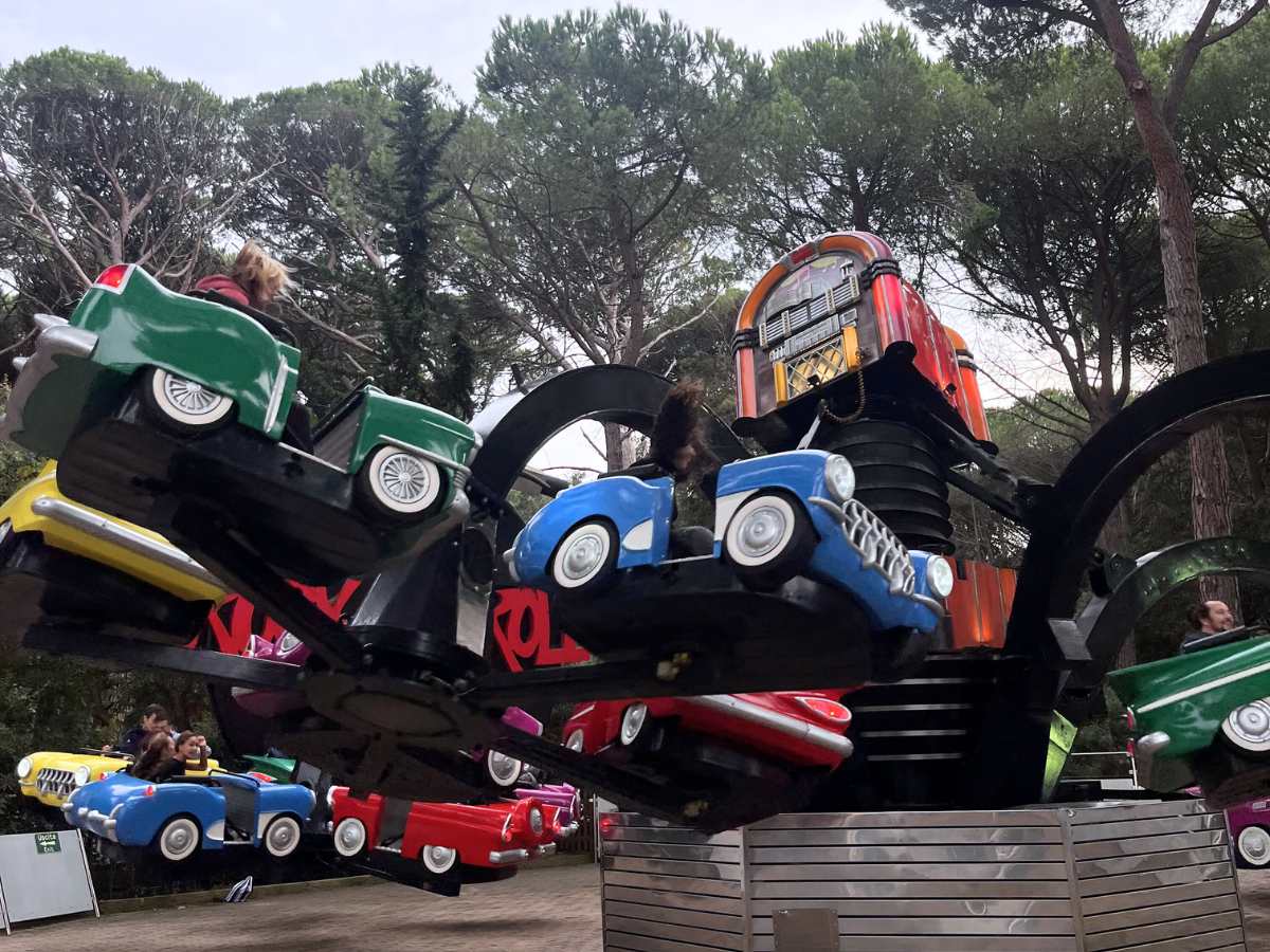 giostra macchinine volanti al cavallino matto