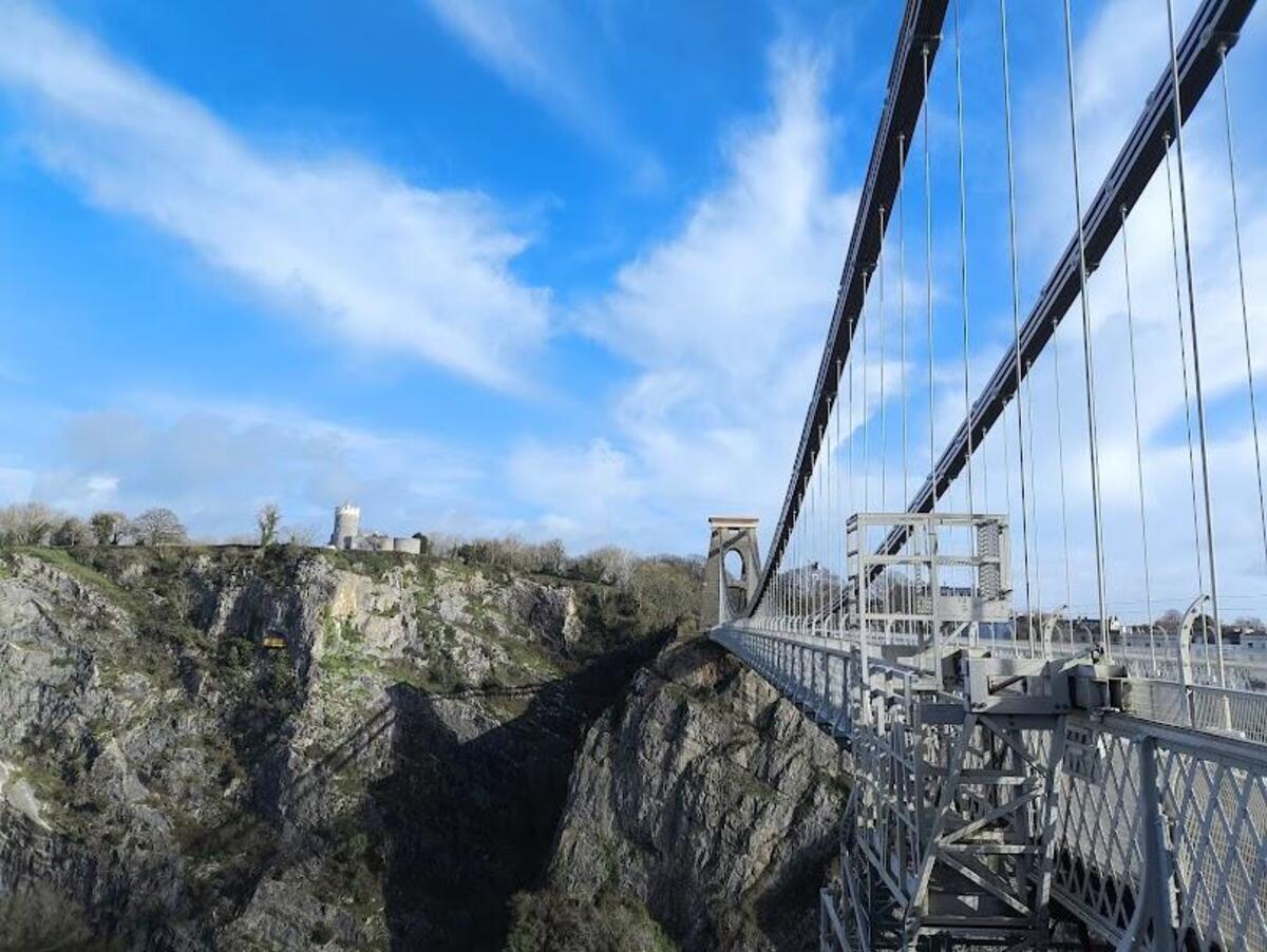 ponte sospeso clifton