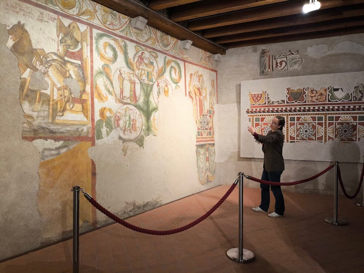 La sala degli affreschi nel castello di Valvasone