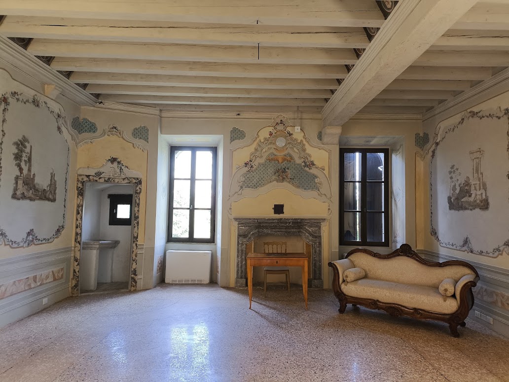 Il salotto della contessa al castello di Valvasone
