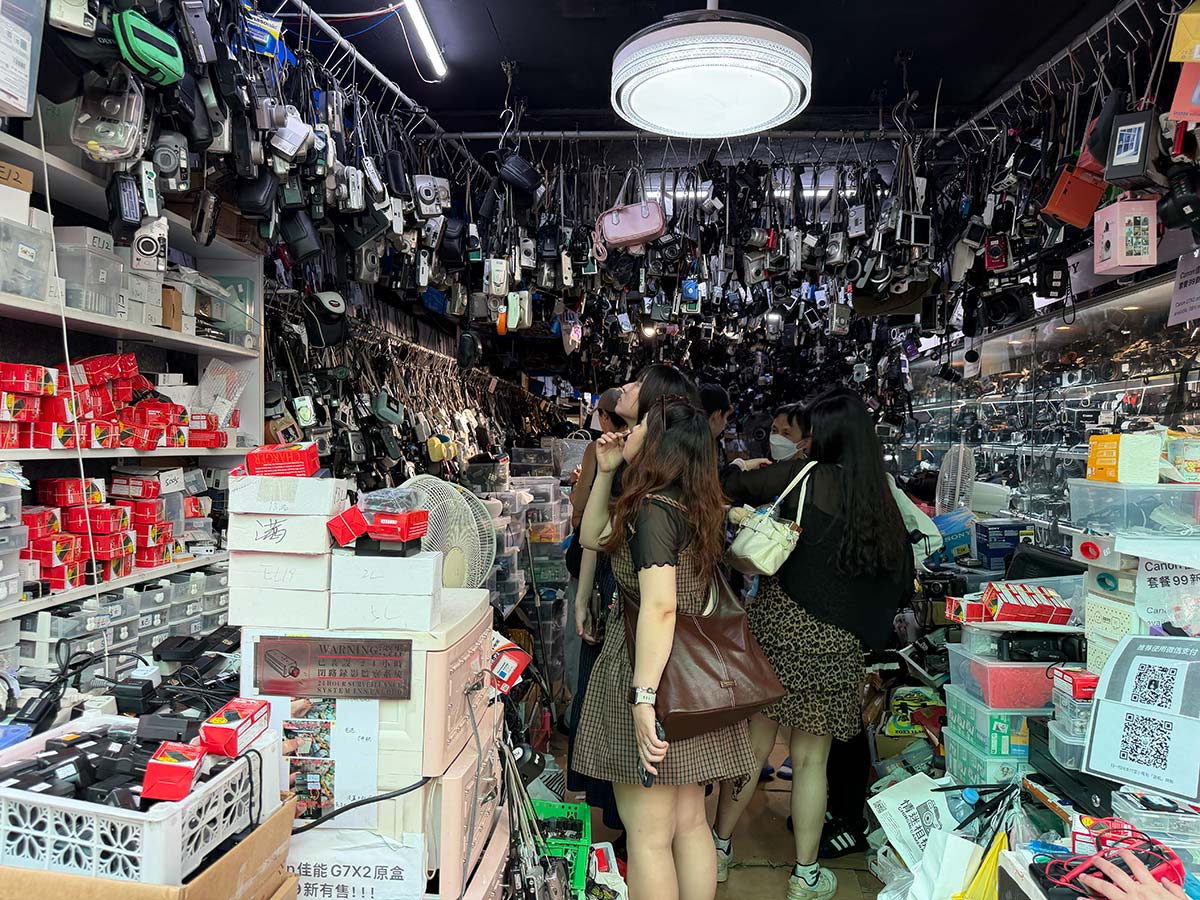 Apliu Street Flea Market