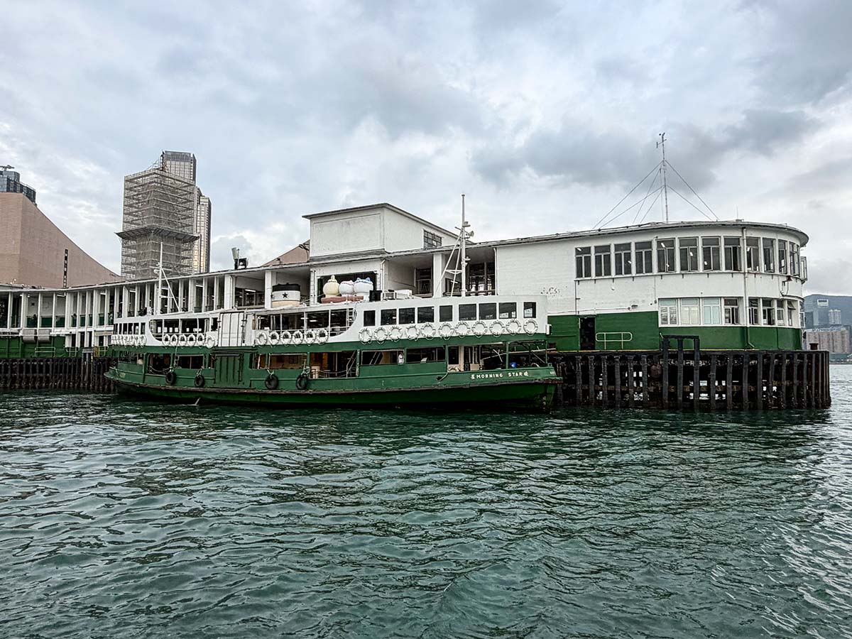 Lo Star ferries a Hong Kong