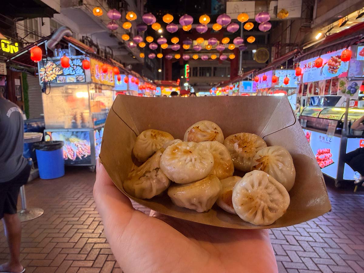 Temple Street Night Market Hong Kong: mini racioli