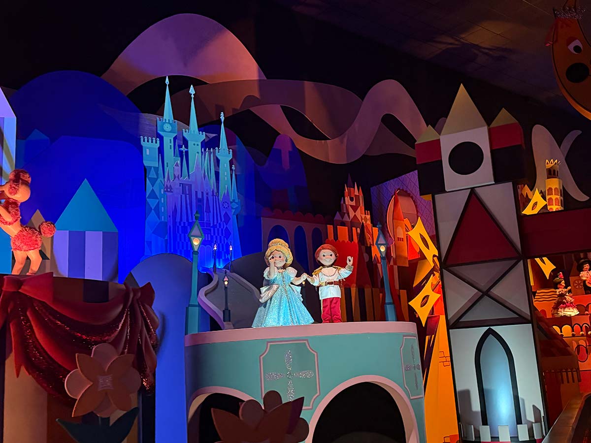 Disneyland Hong Kong Small World