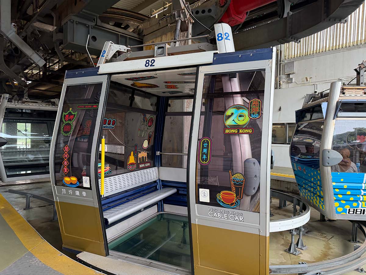 Ngong Ping 360 Hong Kong cable car