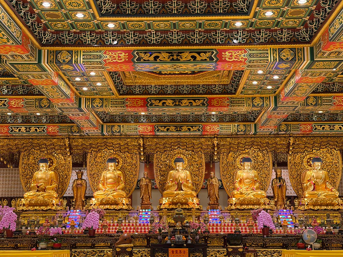 Po Lin Monastery
